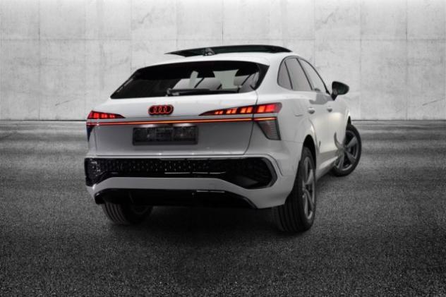 AUDI Q3 SPB TDI 110 kW S tronic S Line edition rif. 23783036 - Foto 3