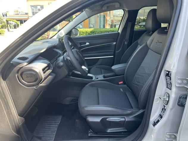 Jeep Avenger 1.2 turbo E-Hybrid MHEV Summit EDCT *PROMO AZZURRA* - Foto 8