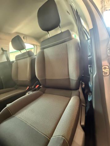 Citroen C3 BlueHDi 100 S&S Plus - Foto 8