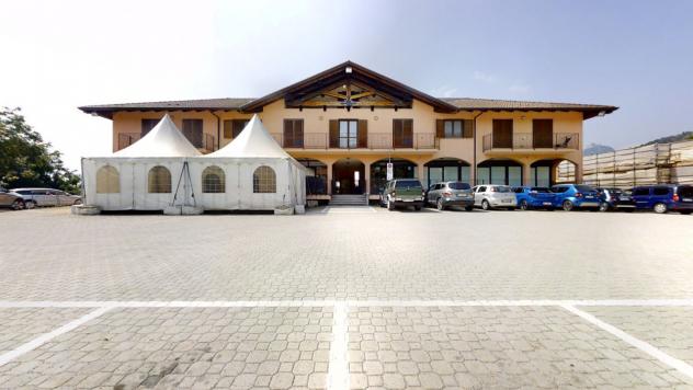 Oltre 3 vetrine in affitto a Villar Dora