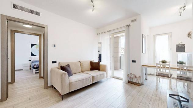 Appartamento di 60 m² con 2 locali e box auto in affitto a Milano - Foto 3