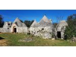 COMPLESSO DI TRULLI CON TERRENO C.DA CUOCO MARTINA FRANCA