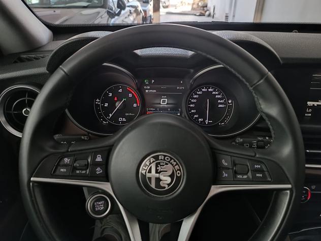 Alfa Romeo Stelvio 2.2 Turbodiesel 160 CV AT8 RWD Business - Foto 9