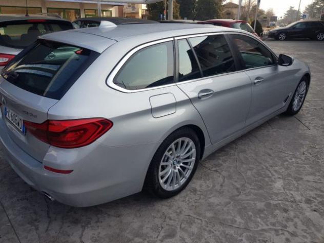 BMW 530 d xDrive 249CV Touring Luxury rif. 20697249 - Foto 2