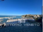 Appartamento con ampie terrazze sul porto di agropoli (Sa)