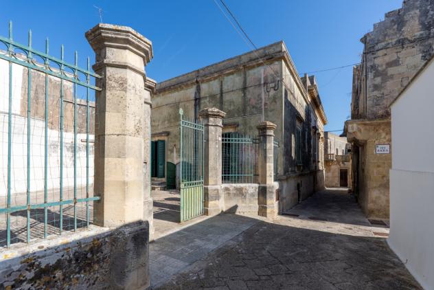 Palazzo / Edificio in vendita a Carpignano Salentino - Foto 3