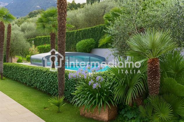 VIVI L'ECCELLENZA: VILLA ESCLUSIVA CON PISCINA - Foto 11