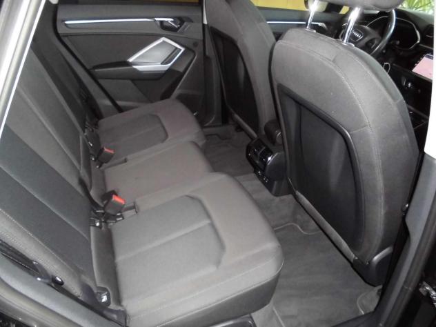 Audi Q3 35 TDI S tronic Business Advanced - Foto 10