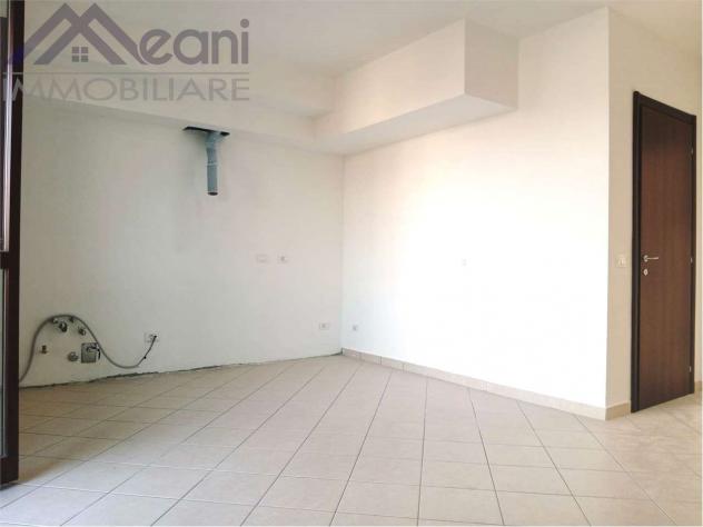 435 C - ESCLUSIVO 3/4 LOCALI CON BOX LIBERO SUBITO - Foto 7