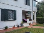 Appartamento in vendita a Montignoso 75 mq  Rif: 1287856