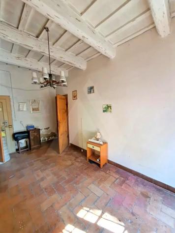 DOVADOLA - CASA INDIPENDENTE CON TERRENO AGRICOLO - Foto 9