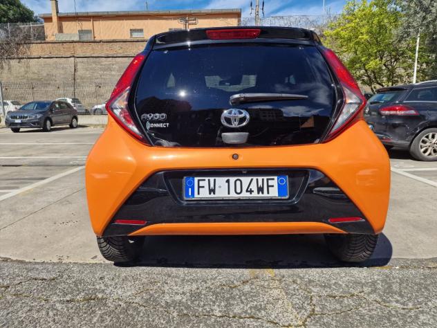 Toyota Aygo 5 Porte Aygo 5p 1.0 x-wave Orange m-mt 72cv cambio automatico - Foto 7
