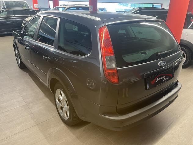 Ford Focus 1.6 TDCI Station Wagon - Foto 5