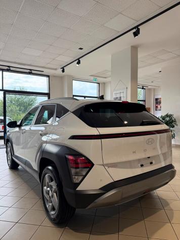 Hyundai Kona 1.0 T-GDI Business 115cv - Foto 5