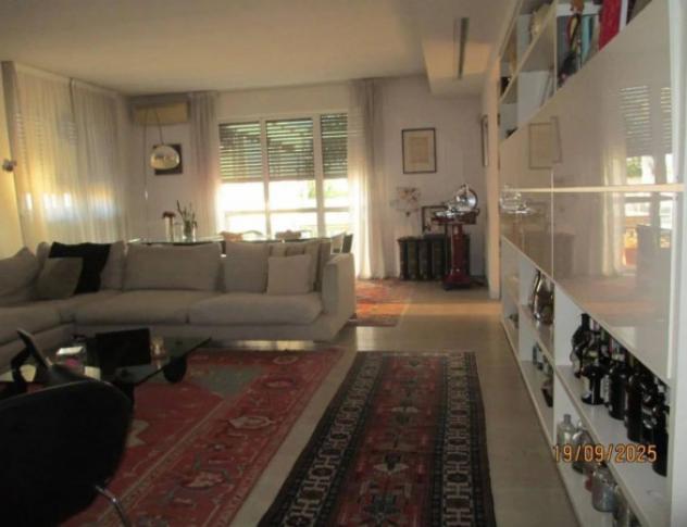 Immobile in asta di 182 m² con più di 5 locali e box auto doppio in vendita a Milano - Foto 5