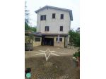 1891/PIEDIMONTE Casa indipendente sui quattro lati di mq 210 su tre livelli &hellip;