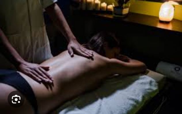 UN ORA PER TE MASSAGGIATRICE QUALIfICATA ED ESPERTA Tel:3500998224