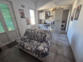 AFFITTASI APPARTAMENTO 65 MQ 2 CAMERE VIA CAPO DI MONDO