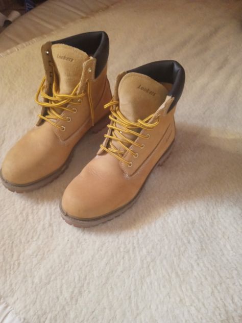 STIVALE LOOKERS taglia 44 e 39