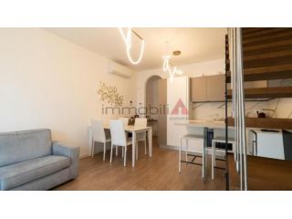 Stupendo Trilocale con Terrazzo in Parquet – Zona Stazione/Centro