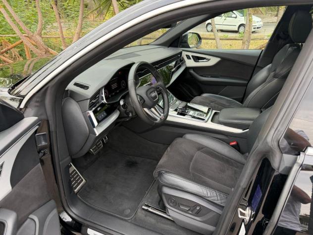 AUDI - Q8 - 50 TDI 286 CV quattro tiptronic S line - Foto 6
