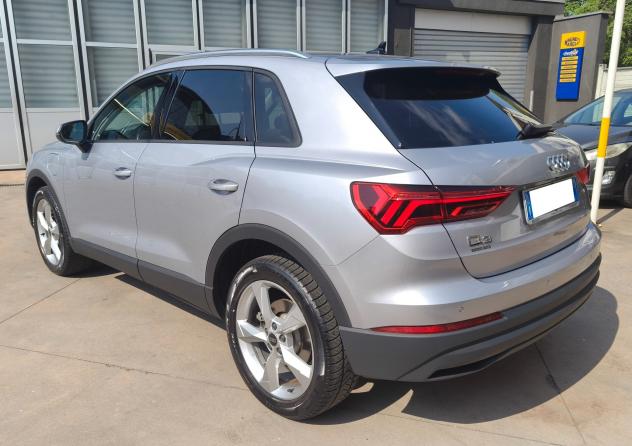 Audi Q3 45 TFSI e S tronic Business - Foto 4