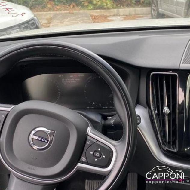 VOLVO XC60 2WD Geartronic Momentum Harman-Kardon rif. 24112973 - Foto 8