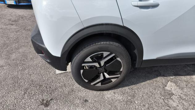 PEUGEOT 2008 1.2 PureTech 100cv Allure 2023 USATO - Foto 6