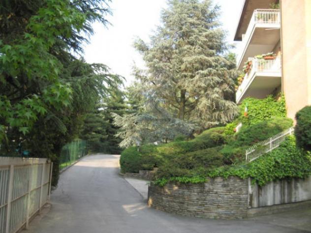 Appartamento di 38 m² con 1 locale e box auto in vendita a Torino
