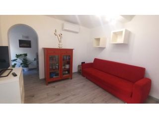 Centro storico - trilocale con giardinetto