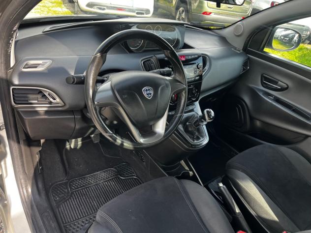 Lancia Ypsilon 1.2 69 CV 5 porte GPL Ecochic Platinum - Foto 6