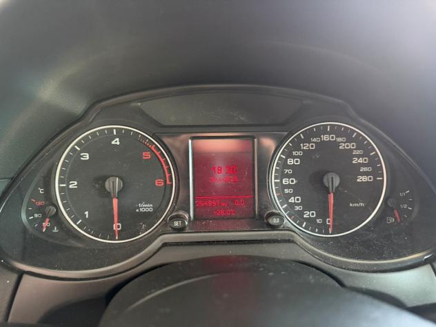 Audi Q5 2.0 TDI 170 CV quattro S tronic Advanced - Foto 10