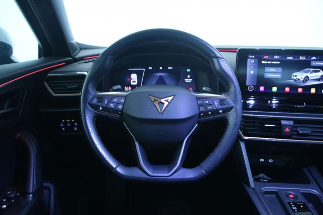 CUPRA Formentor 1.4 E-HYBRID DSG Climatronic 3 zone/Kessy entry + GO/Connectivity Box /Vetri posteriori oscurati/Fari Full LED - Foto 10