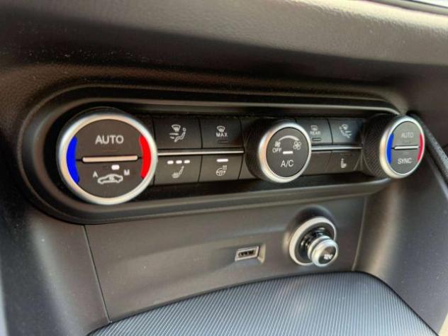 Alfa Romeo Stelvio 2.2 t Veloce Q4 210cv auto full optional / promo fin - Foto 10