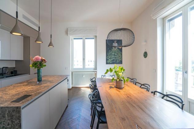 Appartamento di 148 m² con più di 5 locali e box auto in vendita a Milano - Foto 12