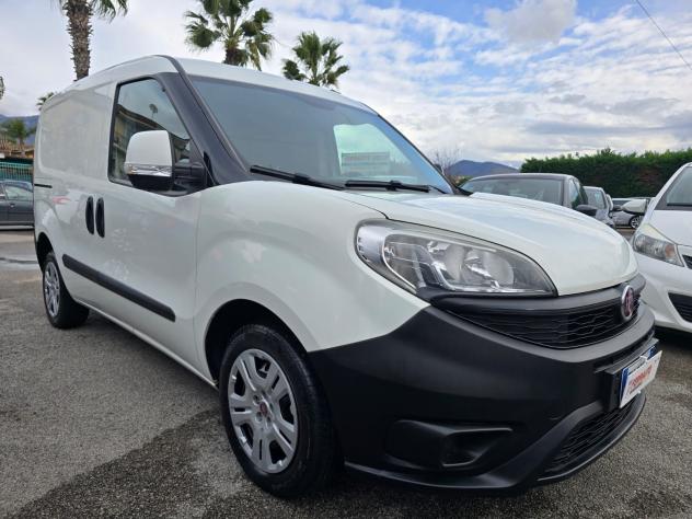 FIAT Doblò 1.6 MJT 105CV PC-TN Cargo Lamierato SX - Foto 4
