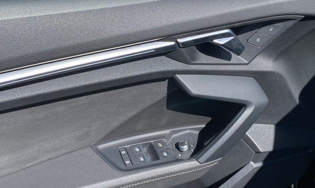 Audi A3 SPB S Line interno ed esterno 2.0 TDI 116CV 30 - Foto 9