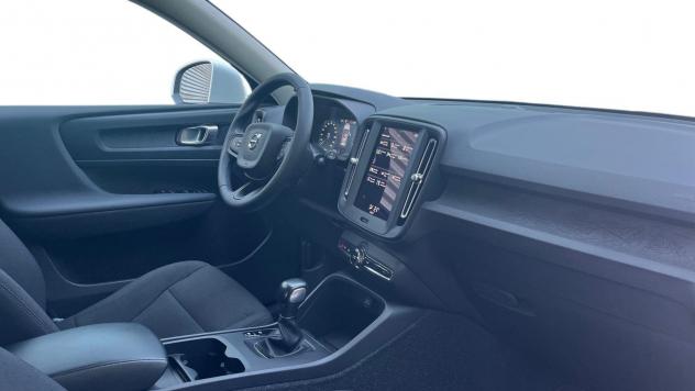 Volvo XC40 T2 Momentum Core - Foto 5