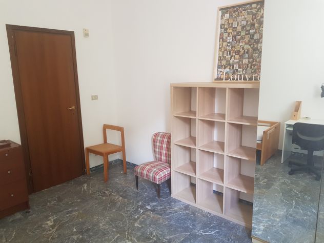 singola a rgza € 510 tutto incluso in app.to 3 bagni centrale con terrazzo - Foto 3