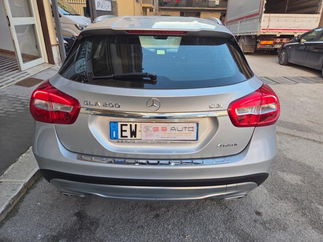 MERCEDES GLA 2.2 136 CV SOLI 100000 KM CERTIFICATI - Foto 3