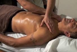 Massaggiatore olistico e operatore del benessere Tel:330355819
