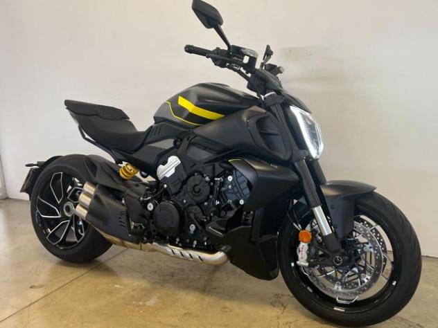 DUCATI Diavel V4 DARK STEALTH YELLOW 2026 rif. 23996171 - Foto 2