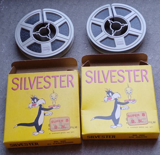 2 Filmini vintage in formato Super 8 dedicati a Gatto Silvestro e Titti. - Foto 6