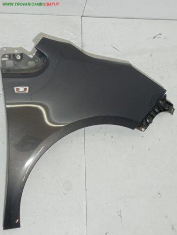 PARAFANGO ANT. DX GRIGIO SCURO MET. 999-U1561593 Carrozzeria Lamierati esterni Fiancate Parafango ant. OPEL - MERIVA B - 2010 2018