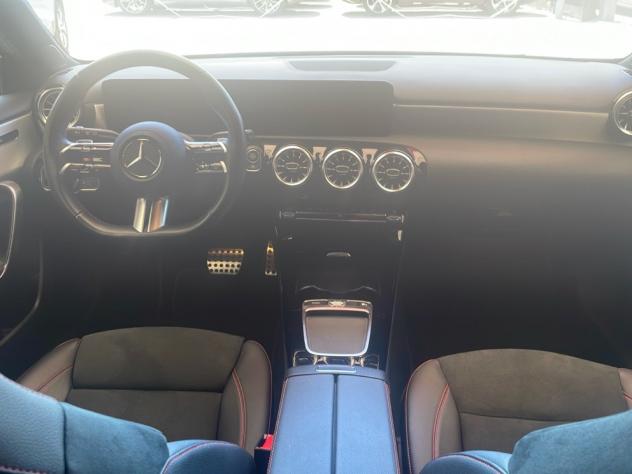Mercedes-Benz Classe A A 180 Automatic Premium AMG Line - Foto 10