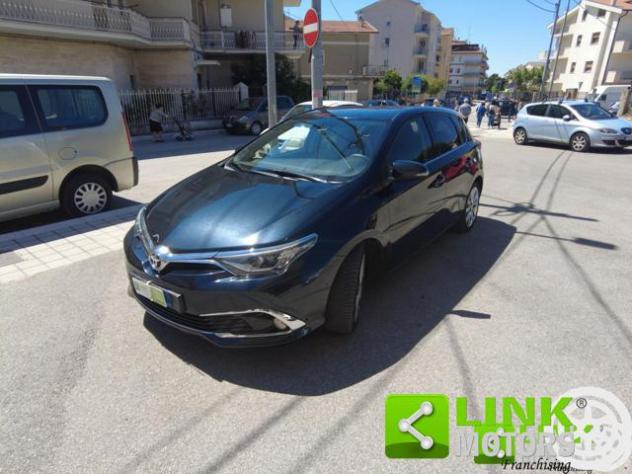 TOYOTA Auris lounge rif. 23833984