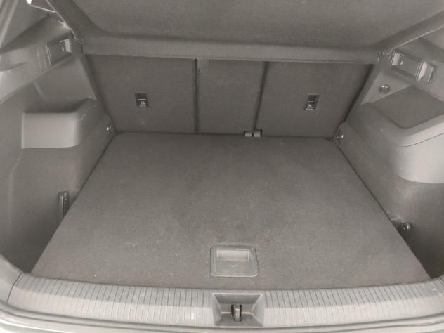 Volkswagen Tiguan Nuova R-Line 1.5 eTSI ACT 110 kW (150 CV) DSG - Foto 10