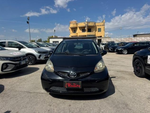 TOYOTA Aygo 1.0 12V VVT-i 5 porte Sol rif. 24125944 - Foto 2