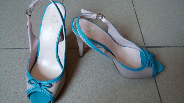 SCARPE OPEN TOE IN PELLE CON PLATEAU - Foto 2