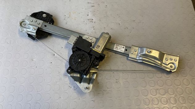 Alzacristallo anteriore SX Dacia Sandero del 2018 (867211440R)